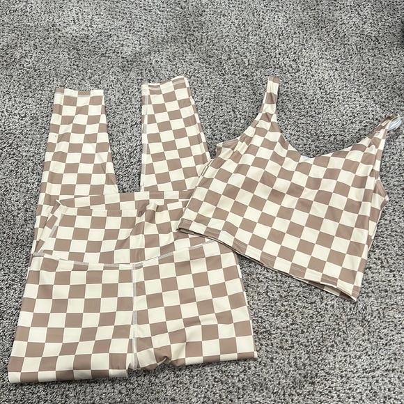 Pink Lily Pants - Pinky lily workout set
